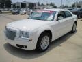Cool Vanilla White - 300 Touring Photo No. 1