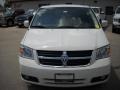 Stone White - Grand Caravan SXT Photo No. 4