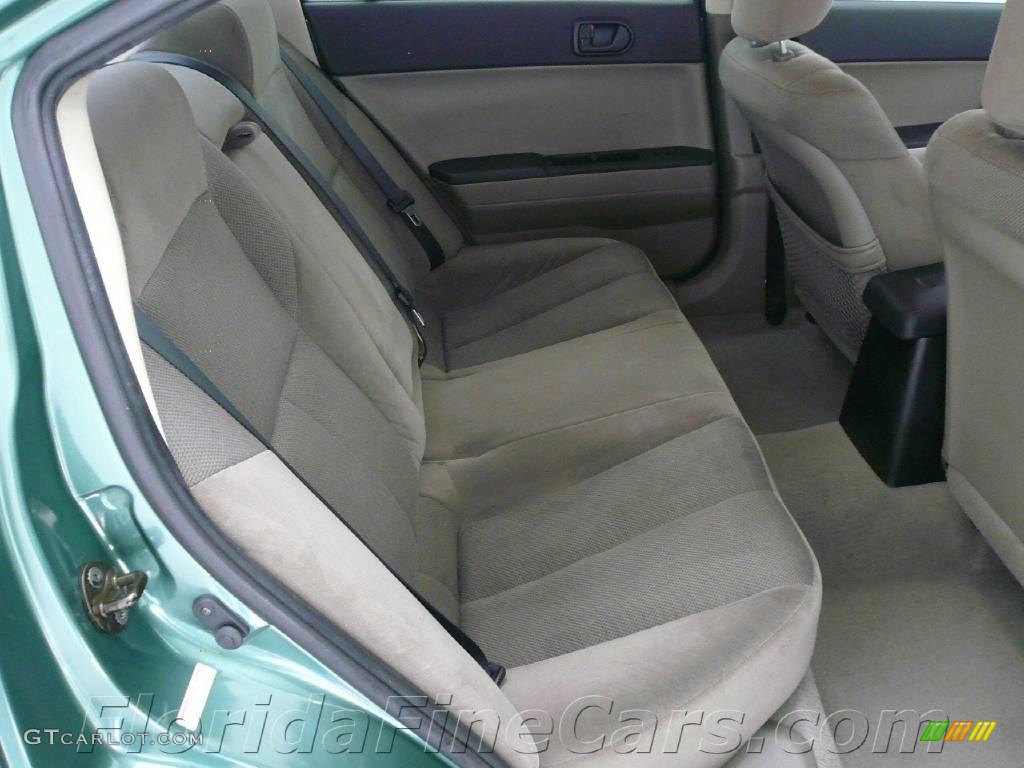 2004 Galant ES - Machine Green Metallic / Creme photo #14