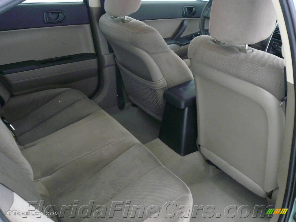 2004 Galant ES - Machine Green Metallic / Creme photo #15