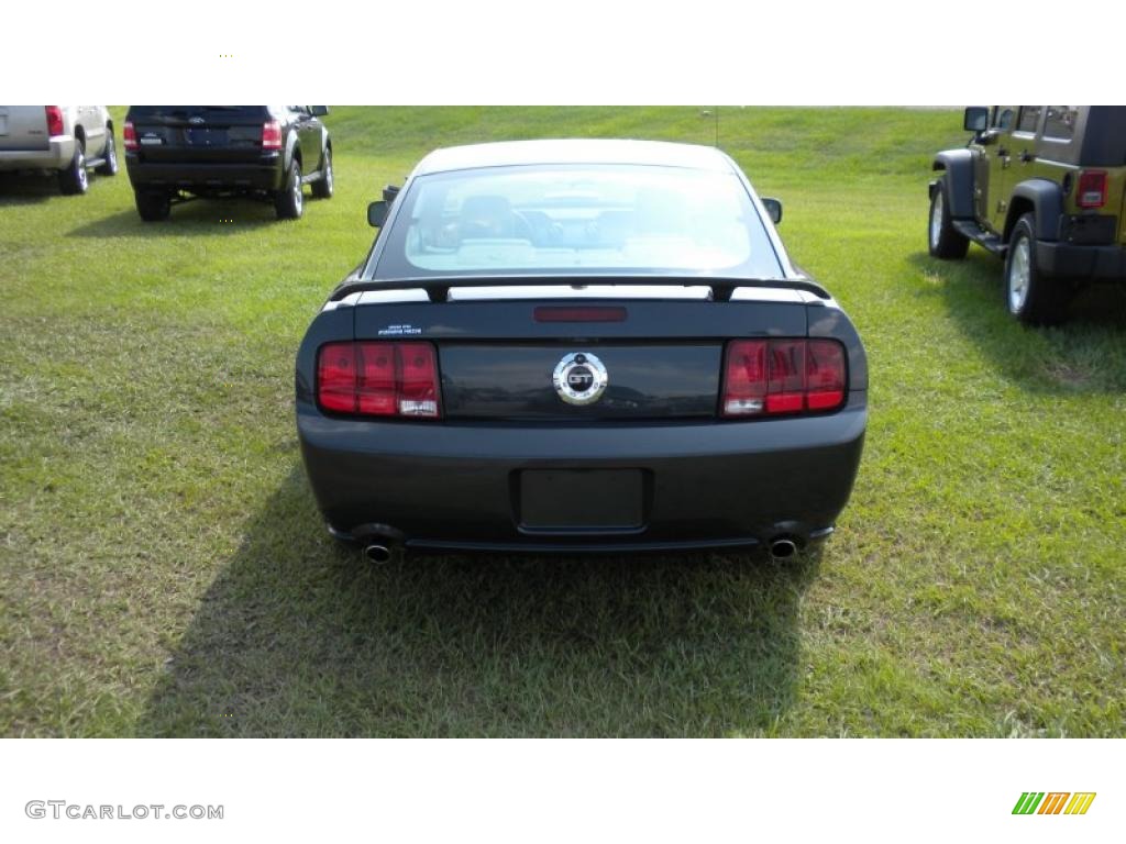 2007 Mustang GT Premium Coupe - Alloy Metallic / Light Graphite photo #4
