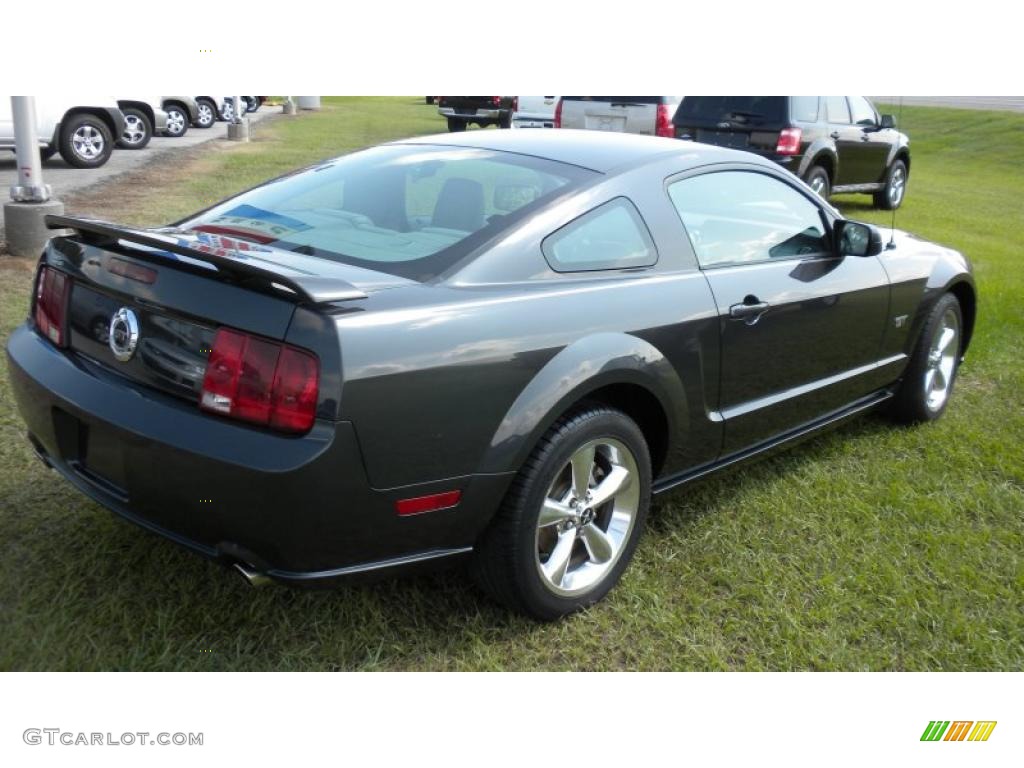 2007 Mustang GT Premium Coupe - Alloy Metallic / Light Graphite photo #5