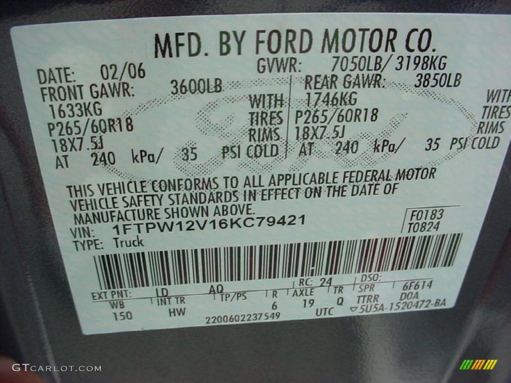 2006 F150 Lariat SuperCrew - Medium Wedgewood Blue Metallic / Tan photo #32