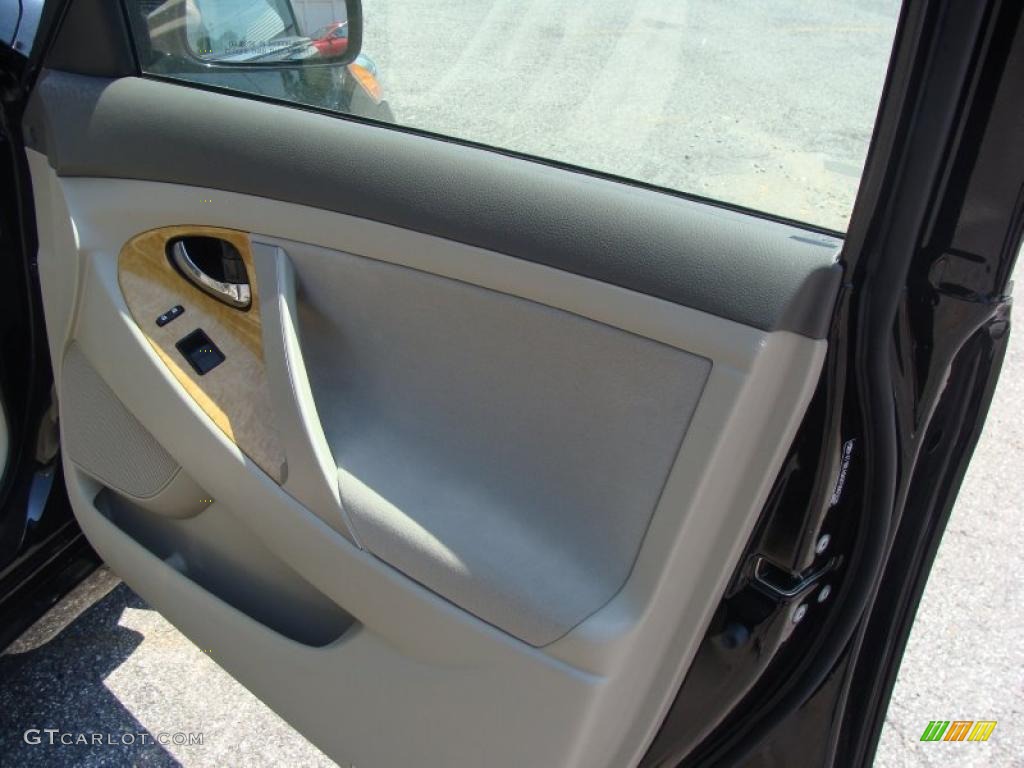 2007 Camry XLE - Black / Ash photo #19