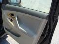 Black - Camry XLE Photo No. 19