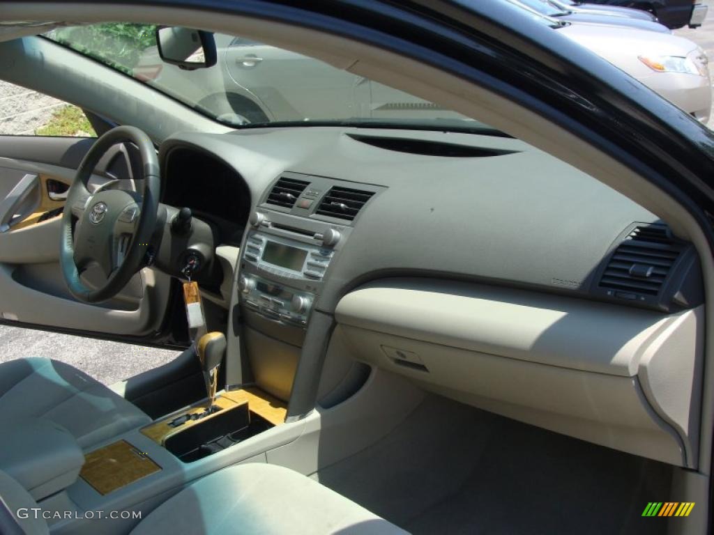 2007 Camry XLE - Black / Ash photo #20