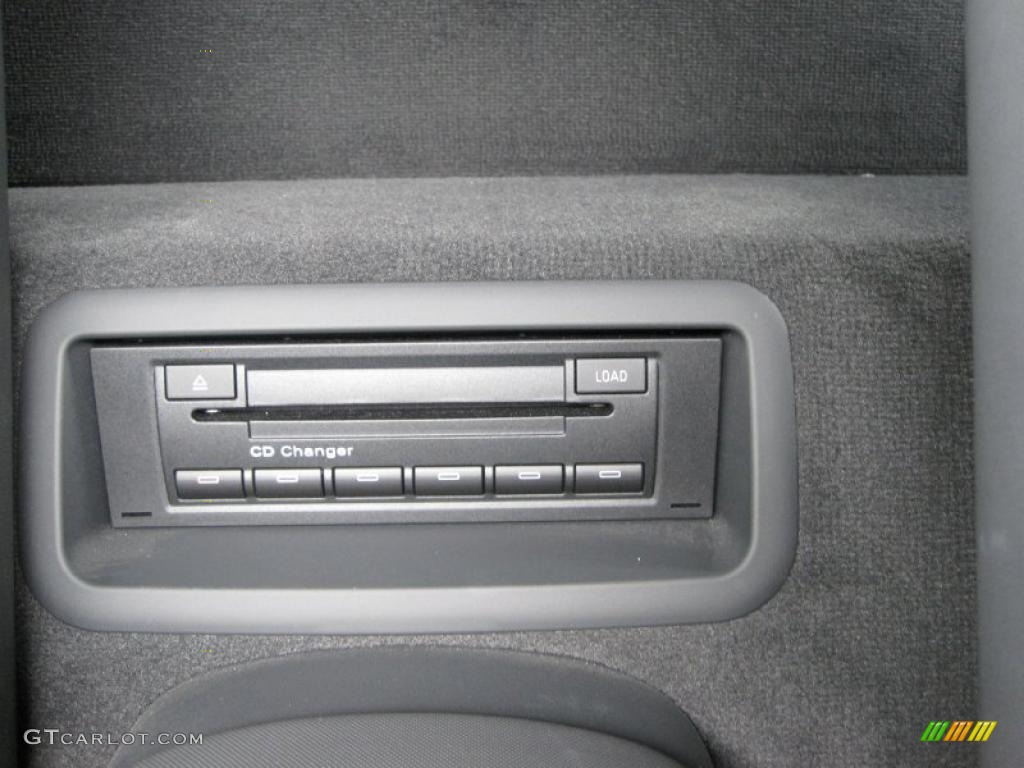 2009 R8 4.2 FSI quattro - Phantom Black Pearl Effect / Black Alcantara/Leather photo #19