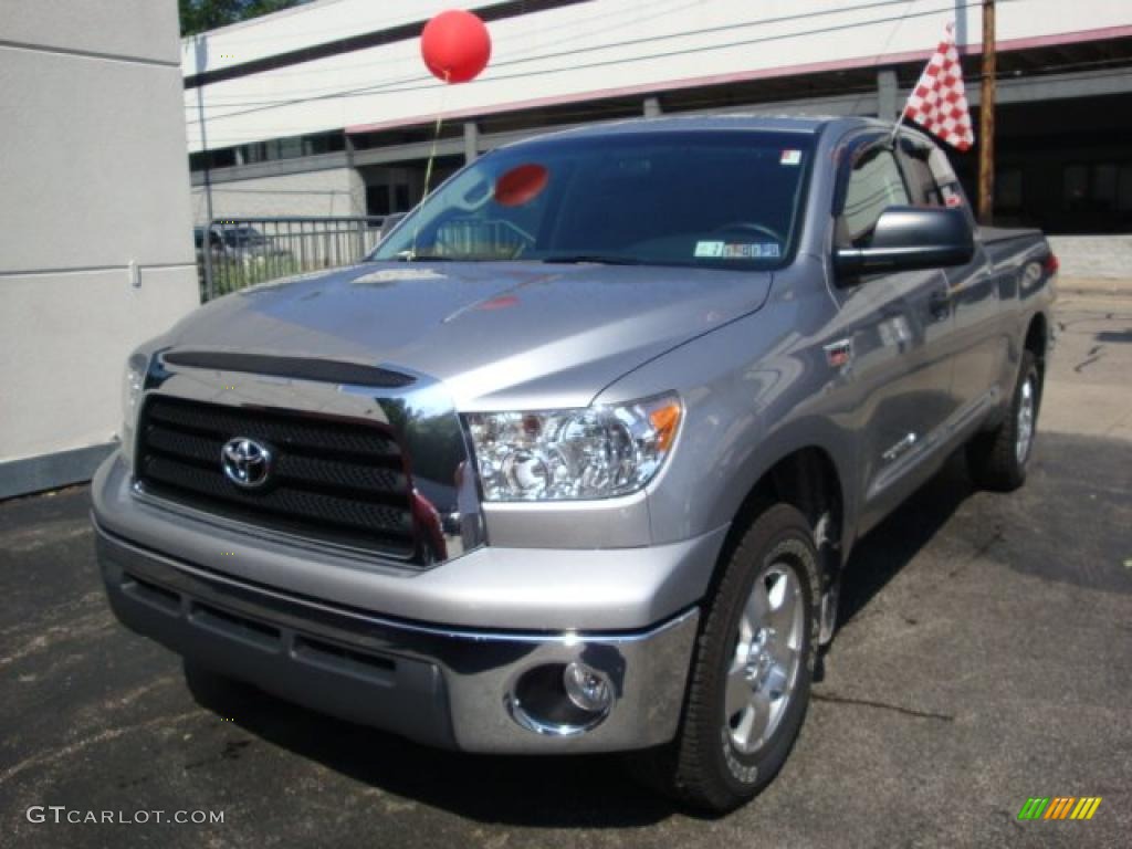 2008 Tundra SR5 TRD Double Cab 4x4 - Silver Sky Metallic / Graphite Gray photo #8