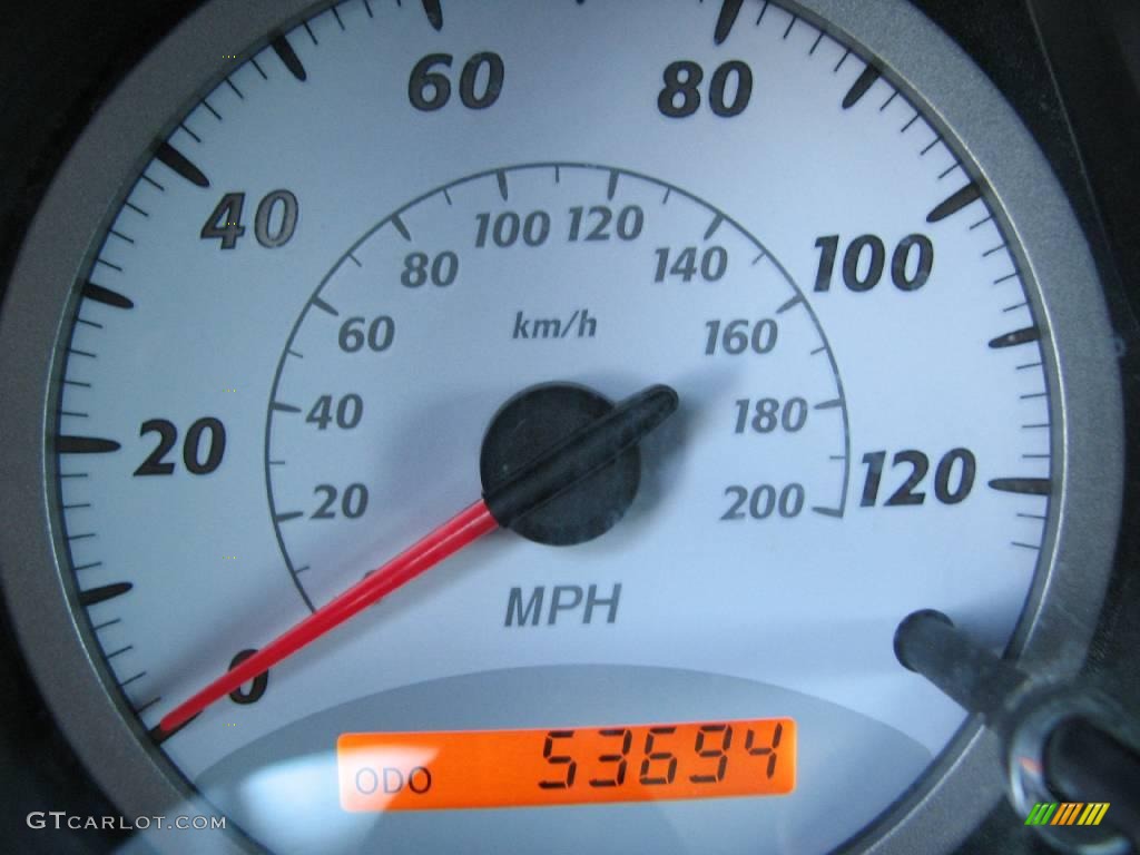 2004 RAV4  - Titanium Metallic / Dark Charcoal photo #14