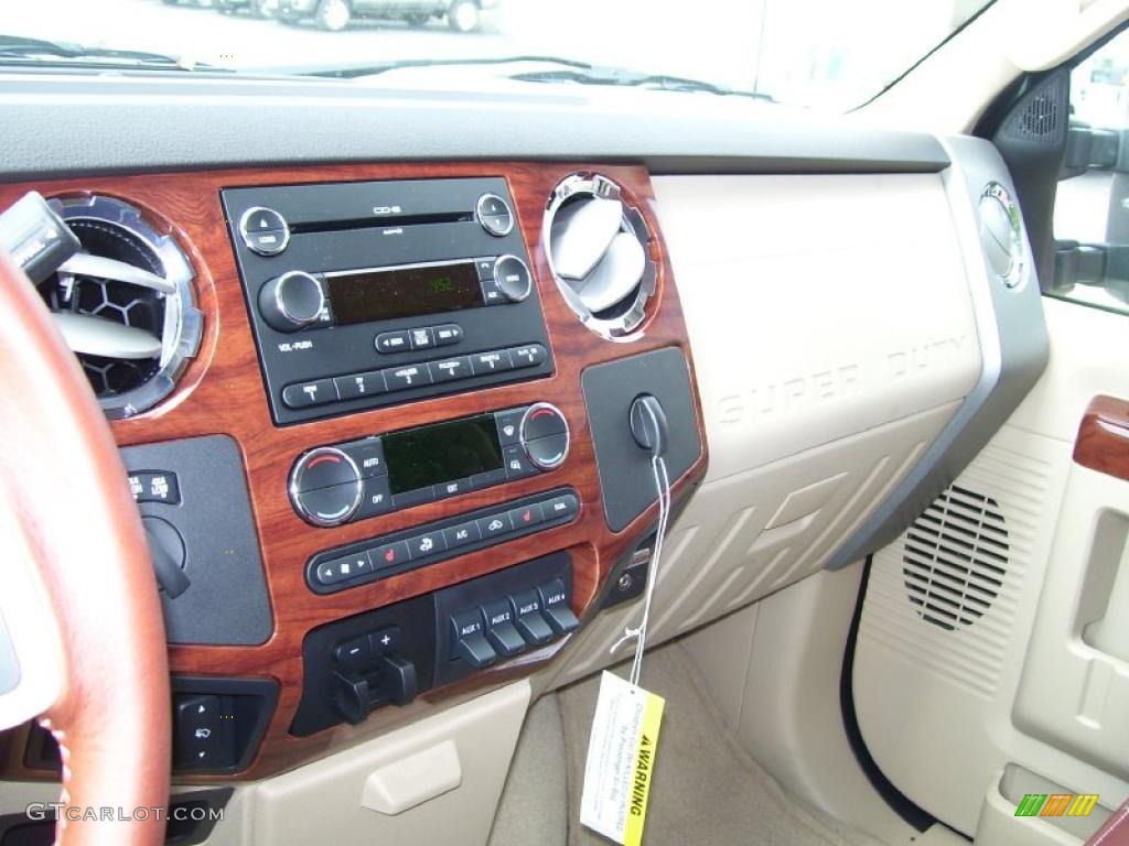 2010 F350 Super Duty King Ranch Crew Cab 4x4 - Forest Green Metallic / Chaparral Leather photo #20