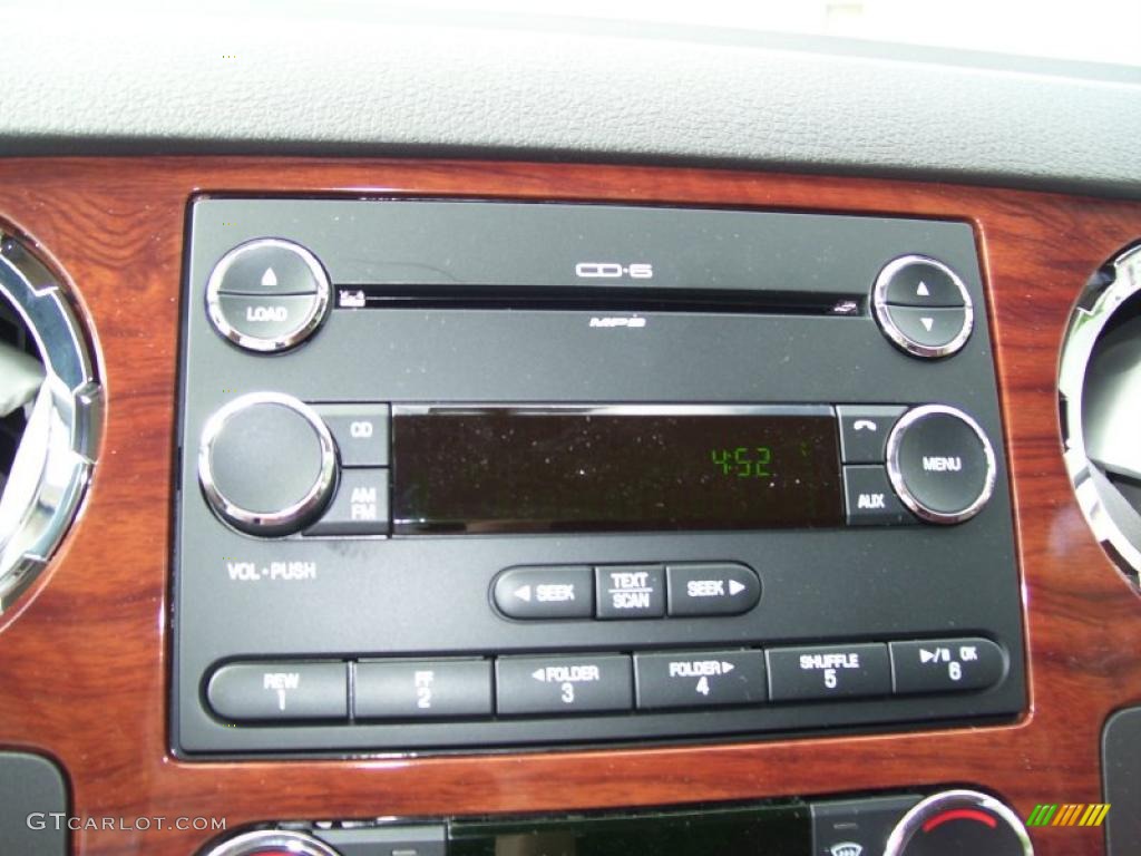 2010 F350 Super Duty King Ranch Crew Cab 4x4 - Forest Green Metallic / Chaparral Leather photo #21