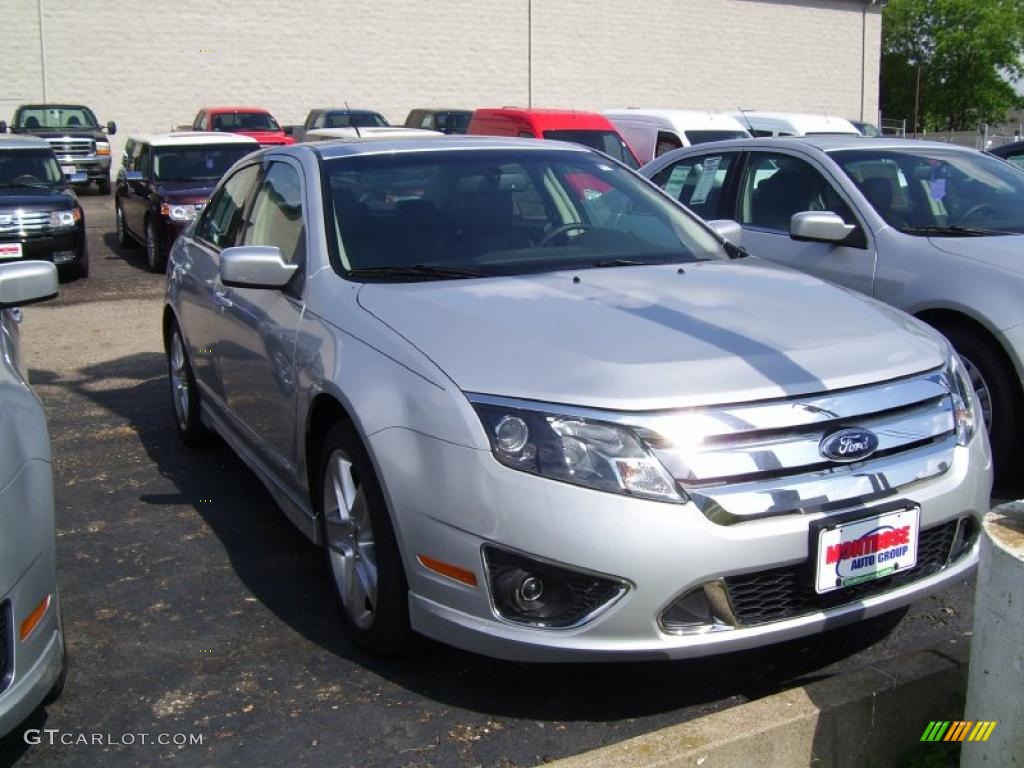 2010 Fusion Sport - Brilliant Silver Metallic / Charcoal Black/Sport Blue photo #2
