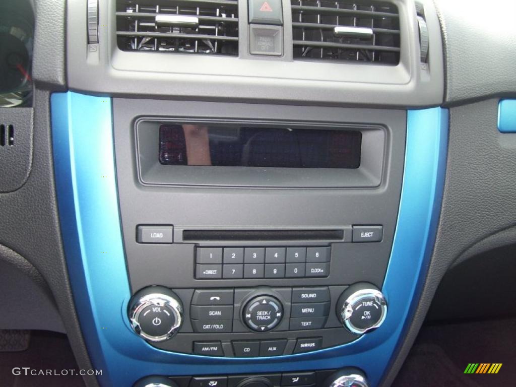 2010 Fusion Sport - Brilliant Silver Metallic / Charcoal Black/Sport Blue photo #18