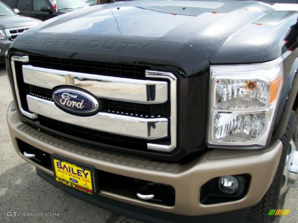 Tuxedo Black Ford F350 Super Duty