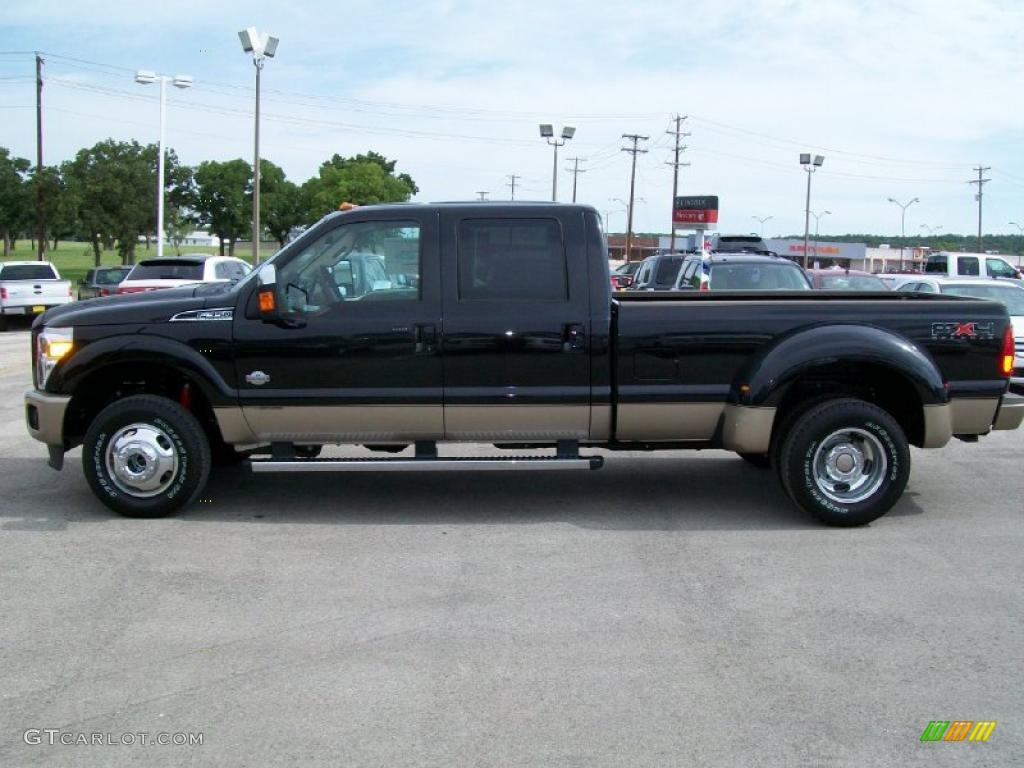 2011 F350 Super Duty King Ranch Crew Cab 4x4 Dually - Tuxedo Black / Chaparral Leather photo #2