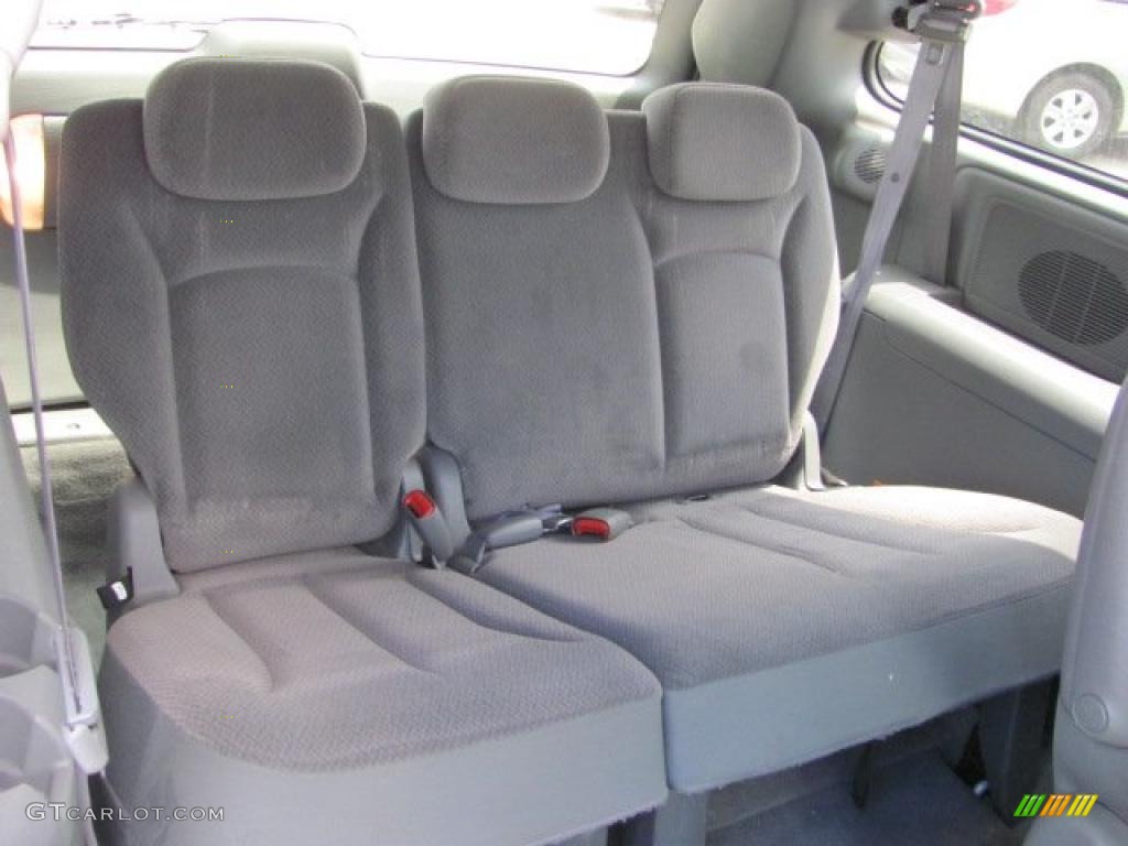 2005 Town & Country Touring - Bright Silver Metallic / Medium Slate Gray photo #13
