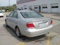 Lunar Mist Metallic - Camry LE Photo No. 4