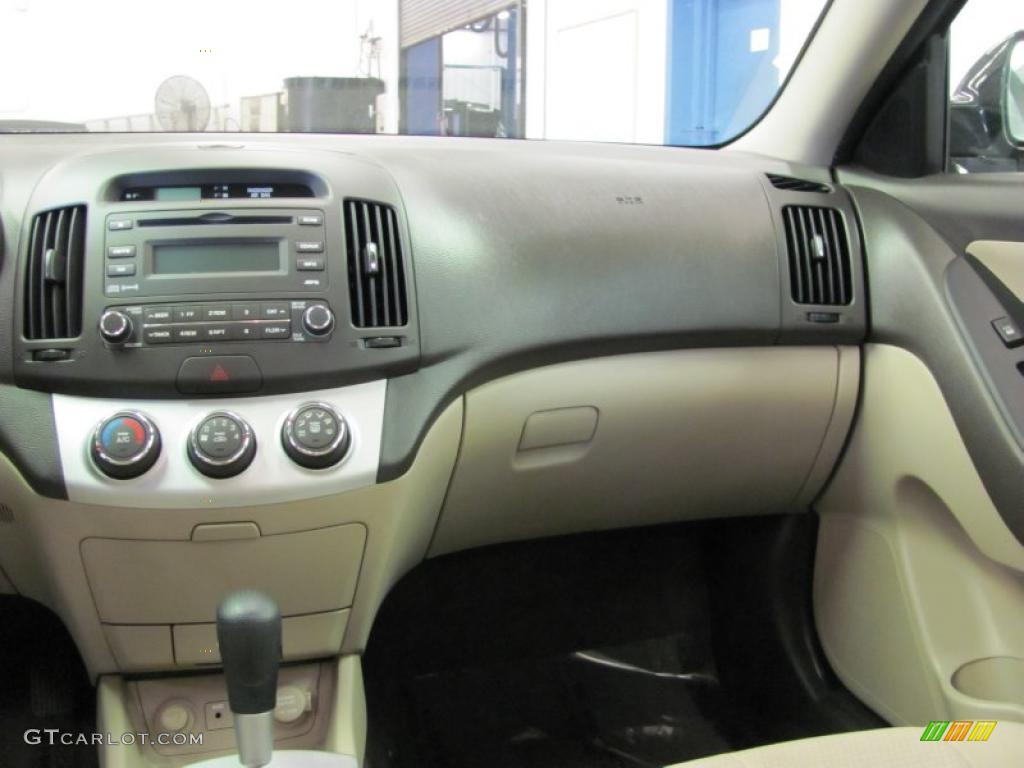 2009 Elantra GLS Sedan - Black Pearl / Beige photo #19