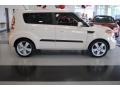 2010 Clear White Kia Soul !  photo #9