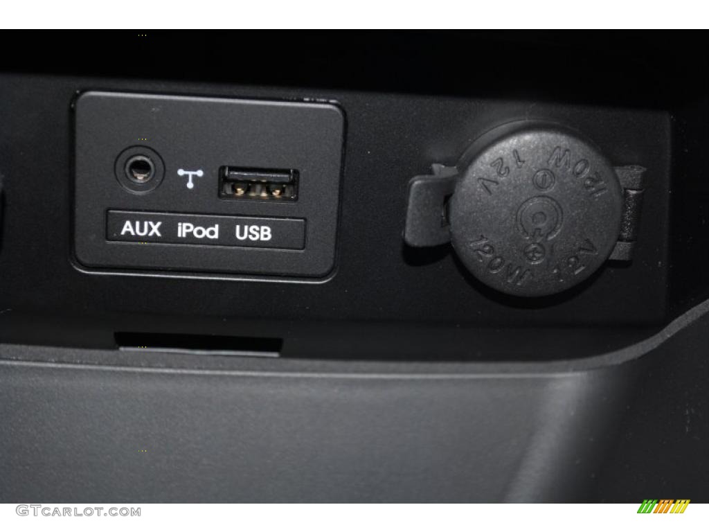 2011 Sorento LX AWD - Titanium Silver / Black photo #42