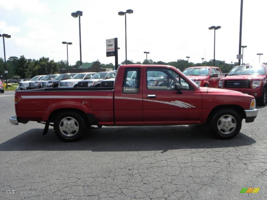 1993 Pickup Deluxe Extended Cab - Garnet Red Pearl / Gray photo #2