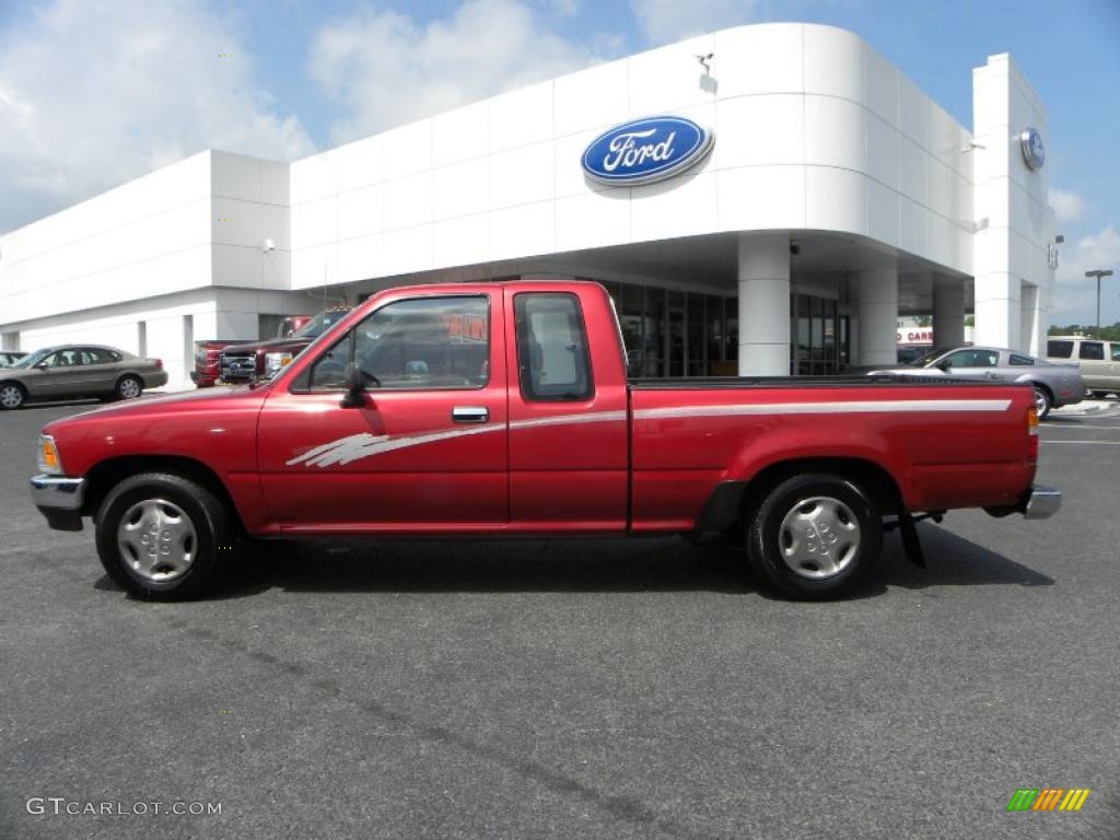 1993 Pickup Deluxe Extended Cab - Garnet Red Pearl / Gray photo #5