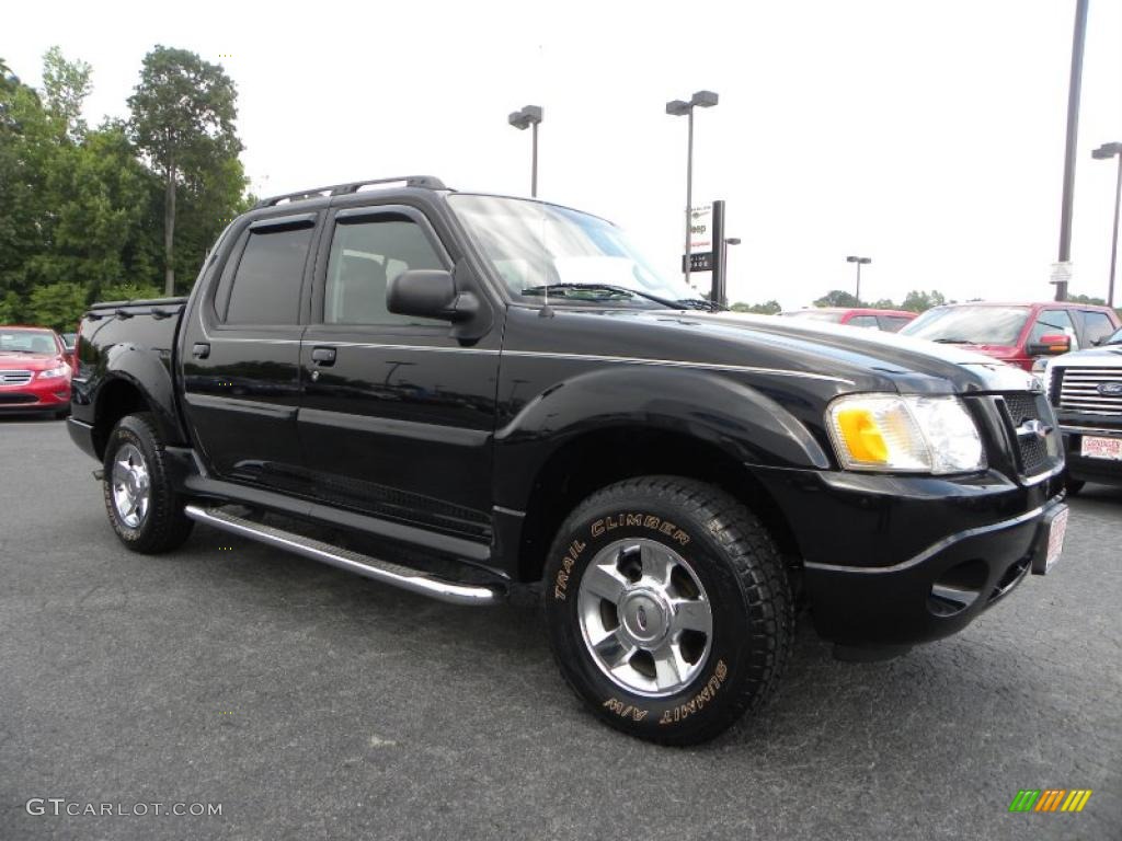 2005 Explorer Sport Trac Adrenalin - Black Clearcoat / Medium Dark Flint photo #1