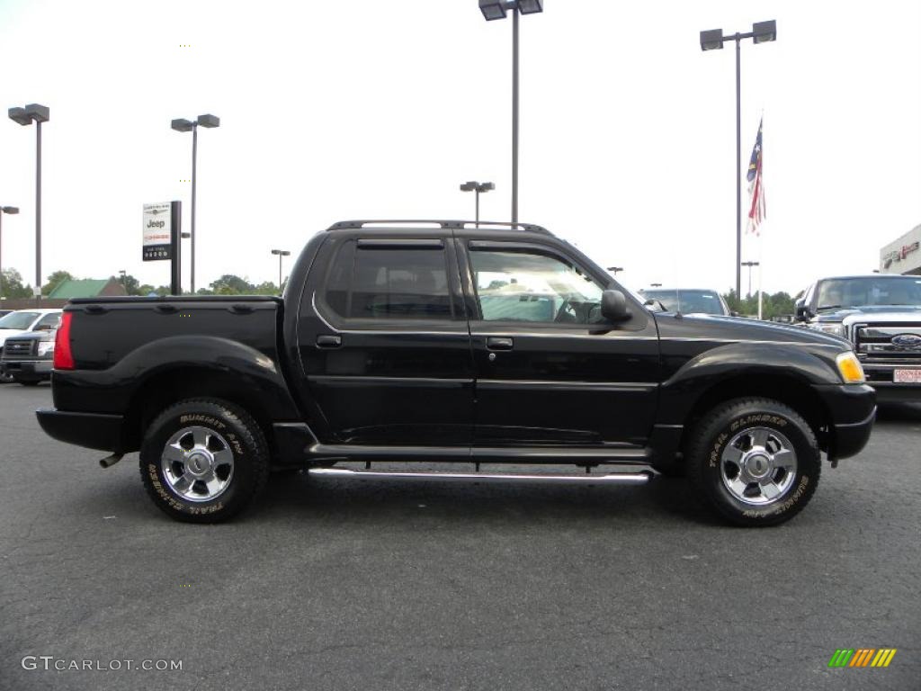 2005 Explorer Sport Trac Adrenalin - Black Clearcoat / Medium Dark Flint photo #2