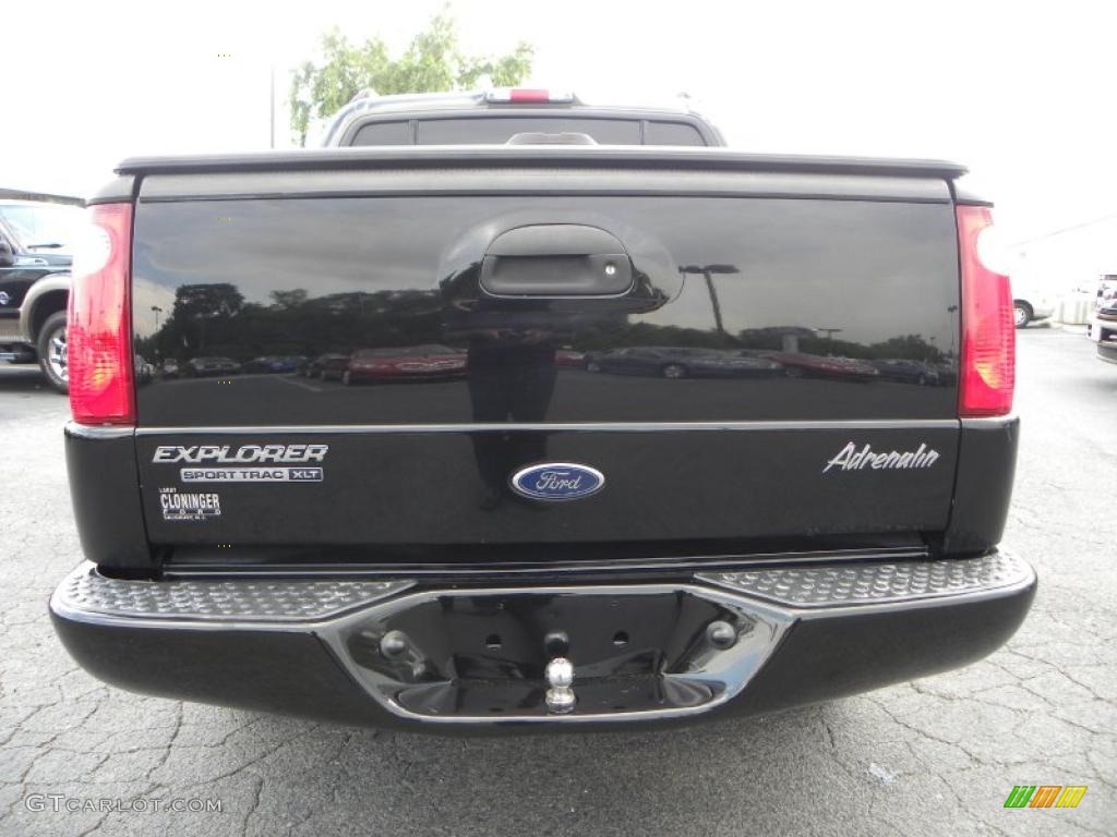 2005 Explorer Sport Trac Adrenalin - Black Clearcoat / Medium Dark Flint photo #4
