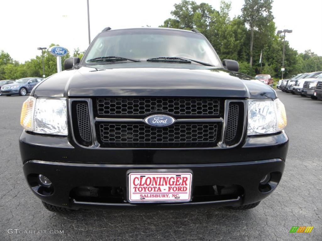 2005 Explorer Sport Trac Adrenalin - Black Clearcoat / Medium Dark Flint photo #7