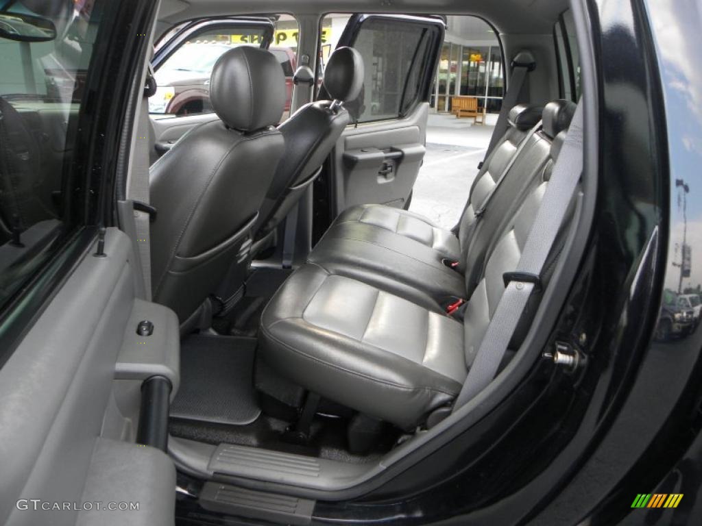 2005 Explorer Sport Trac Adrenalin - Black Clearcoat / Medium Dark Flint photo #9