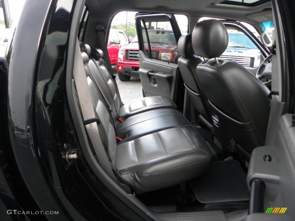 2005 Explorer Sport Trac Adrenalin - Black Clearcoat / Medium Dark Flint photo #10