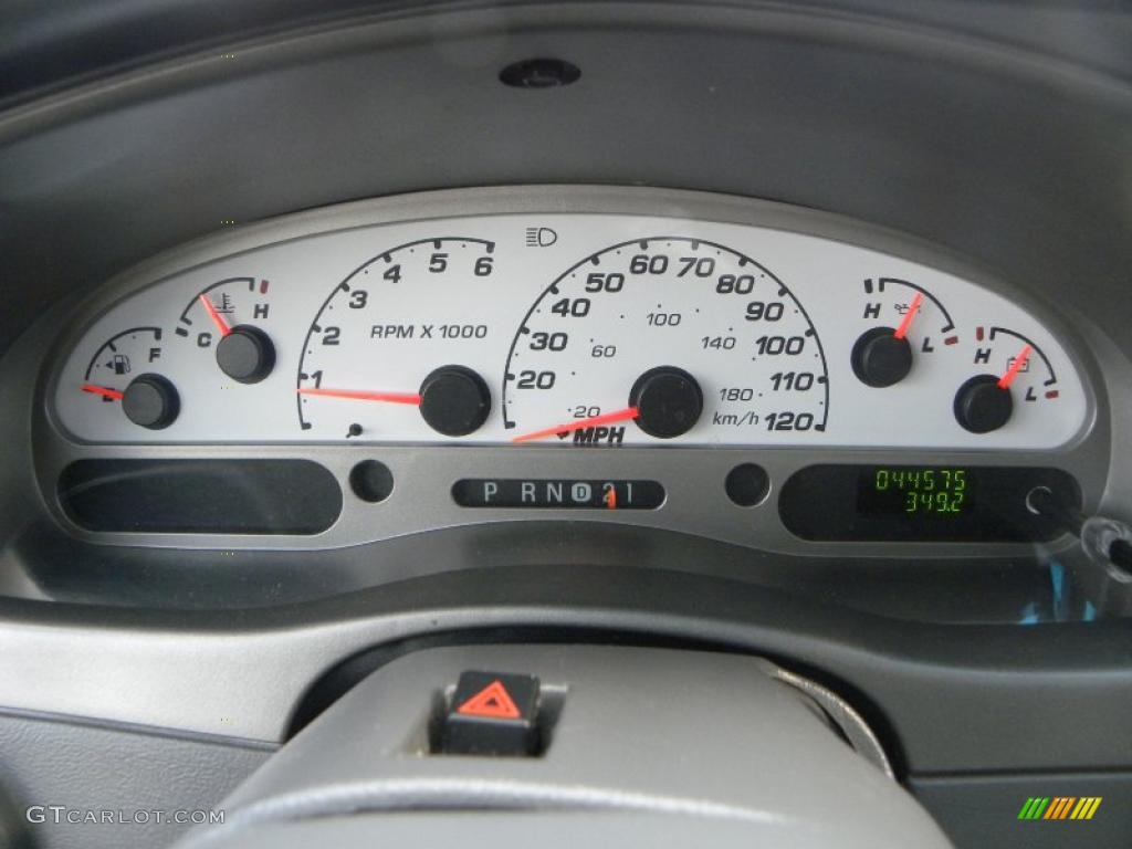 2005 Explorer Sport Trac Adrenalin - Black Clearcoat / Medium Dark Flint photo #19