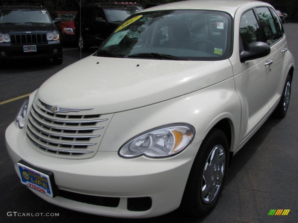 2007 PT Cruiser  - Cool Vanilla White / Pastel Slate Gray photo #1