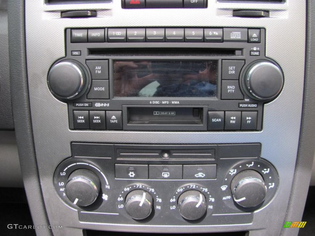 2007 300 C SRT8 - Inferno Red Crystal Pearlcoat / Dark Slate Gray/Light Graystone photo #7