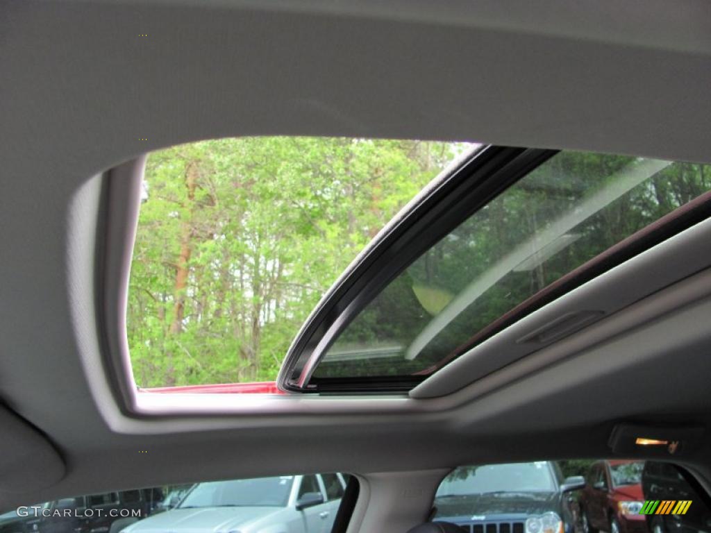 2007 300 C SRT8 - Inferno Red Crystal Pearlcoat / Dark Slate Gray/Light Graystone photo #24
