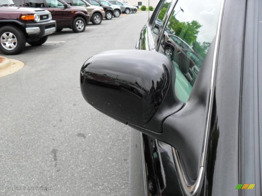 2005 Grand Marquis LS - Black Clearcoat / Light Flint photo #22