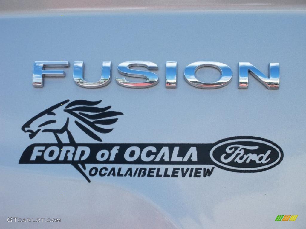 2010 Fusion SEL V6 - Brilliant Silver Metallic / Charcoal Black photo #4
