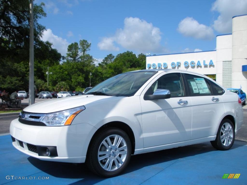 2010 Focus SEL Sedan - White Suede / Medium Stone photo #1