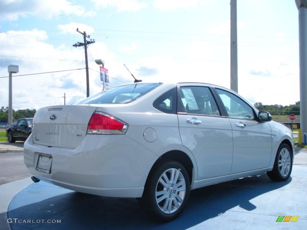 2010 Focus SEL Sedan - White Suede / Medium Stone photo #3