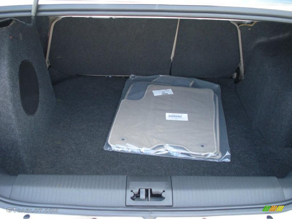 2010 Focus SEL Sedan - White Suede / Medium Stone photo #11