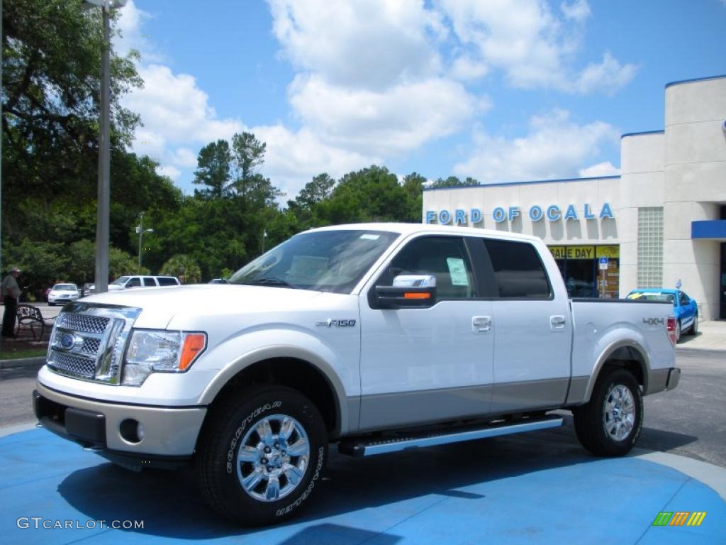 2010 F150 Lariat SuperCrew 4x4 - Oxford White / Tan photo #1