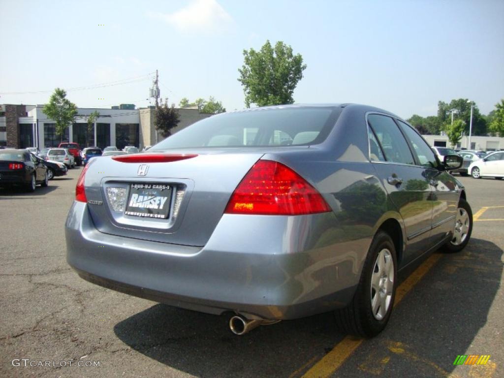 2007 Accord LX Sedan - Cool Blue Metallic / Gray photo #9