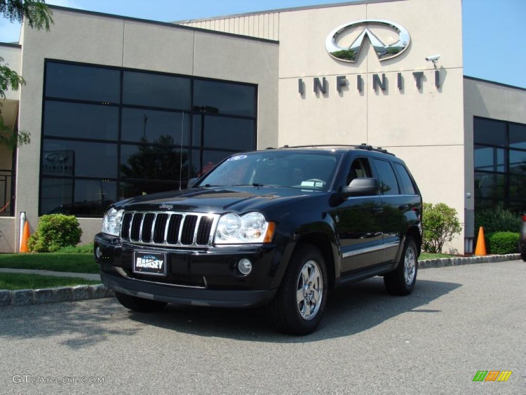 2006 Grand Cherokee Limited 4x4 - Black / Medium Slate Gray photo #1