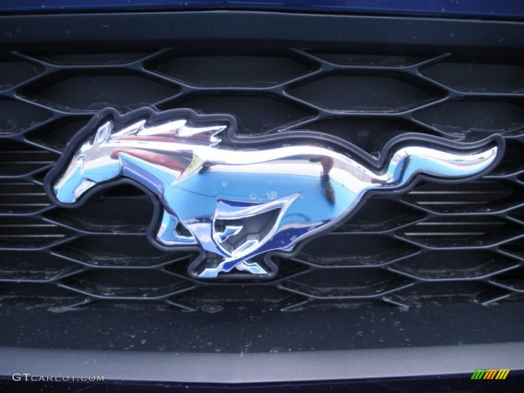 2011 Mustang V6 Premium Convertible - Kona Blue Metallic / Stone photo #5