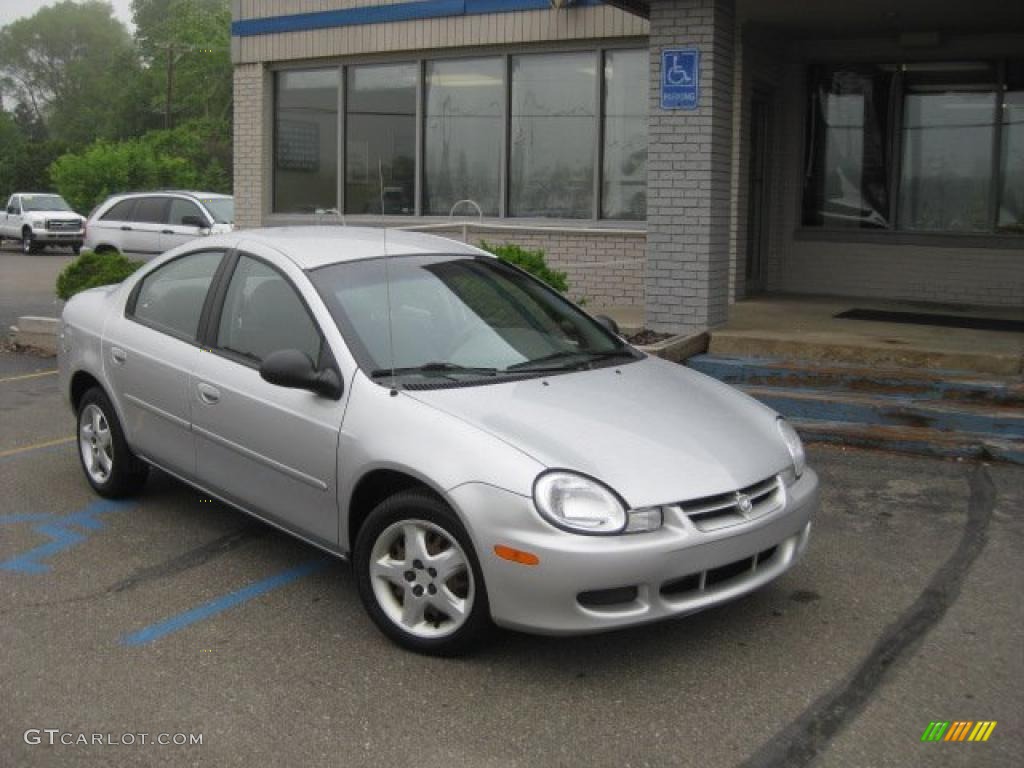 2002 Neon SE - Bright Silver Metallic / Taupe photo #1