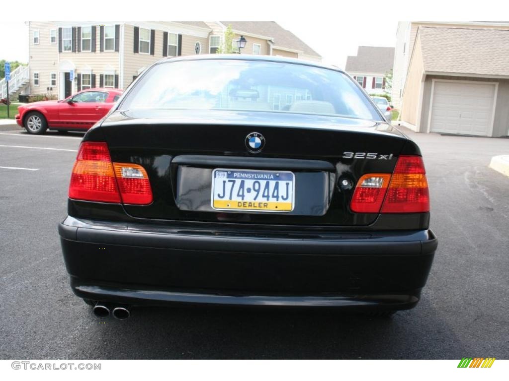 2003 3 Series 325xi Sedan - Jet Black / Sand photo #5