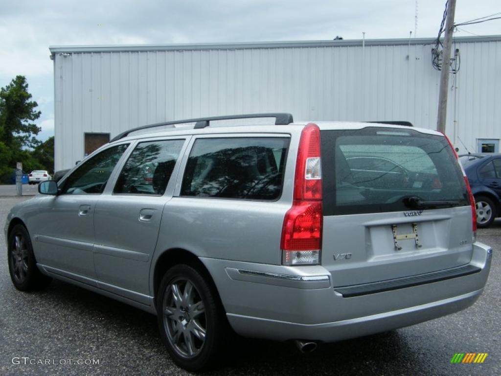 2006 V70 2.5T - Silver Metallic / Graphite photo #3