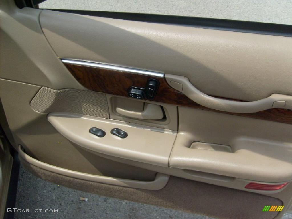 1999 Grand Marquis LS - Harvest Gold Metallic / Medium Parchment photo #19