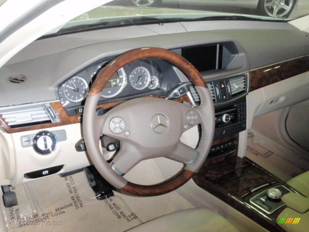 2011 E 350 4Matic Wagon - Arctic White / Almond/Mocha photo #5
